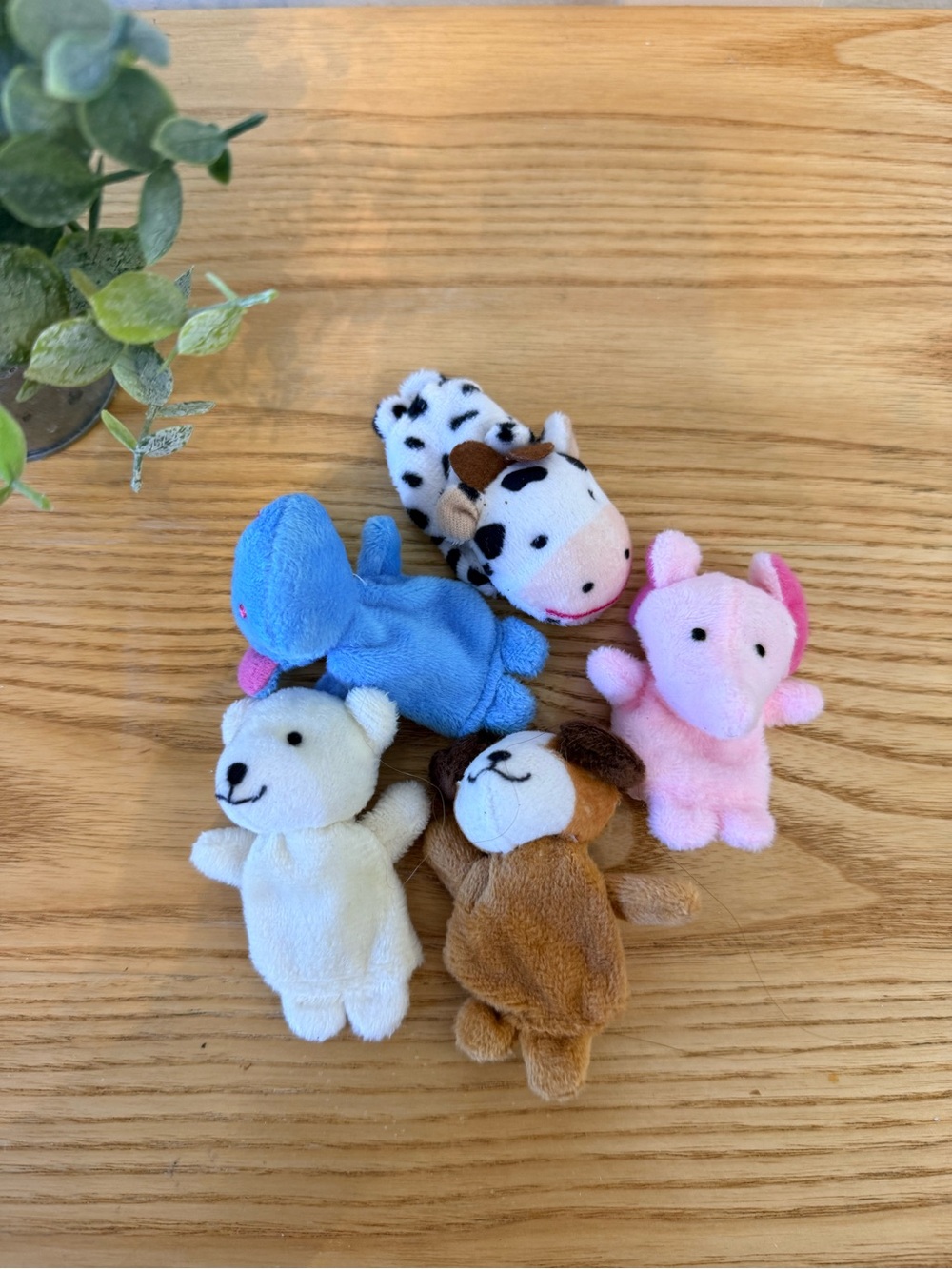 🌿10/$25 • Plush Mini Finger Puppet Set